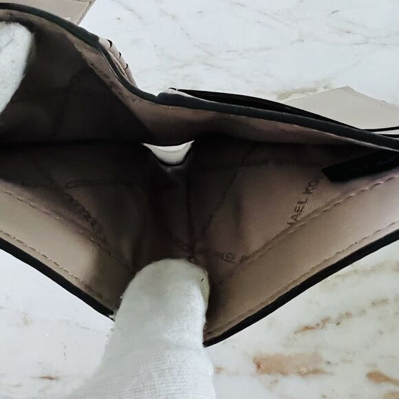 MICHAEL KORS Jet Set Truffle Logo Leather Medium Tri-Fold Card Wallet - Picture 7 of 8